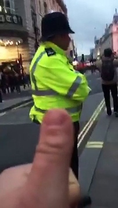 Vous allez adorer la police anglaise