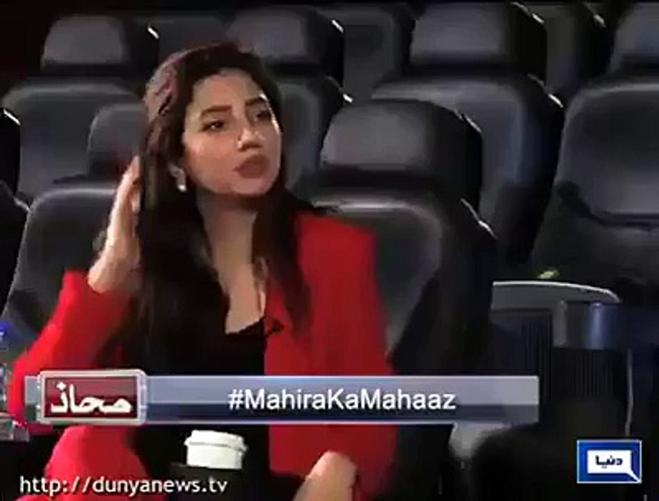 MAHIRA KHAN's Reply on who is Your Favourite IMRAN KHAN or SHAHID AFRIDI