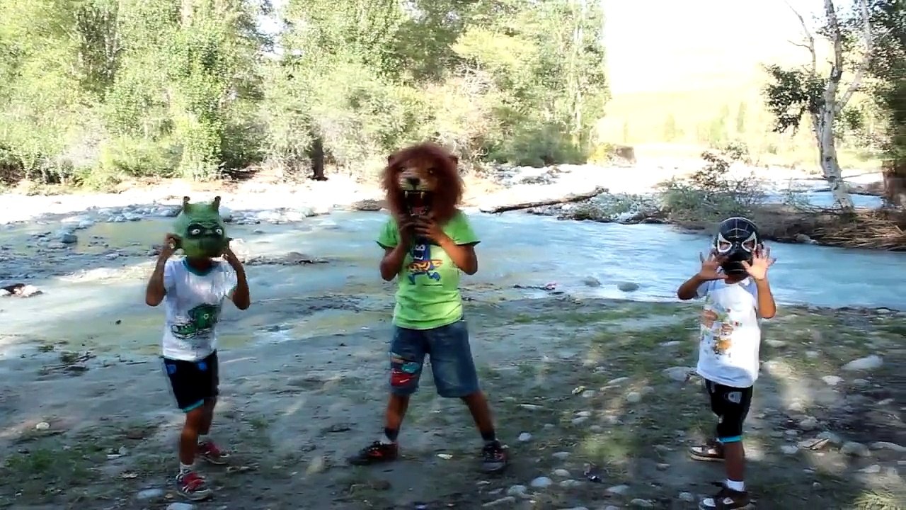 Lollipop Chupa Chups Finger Family Song