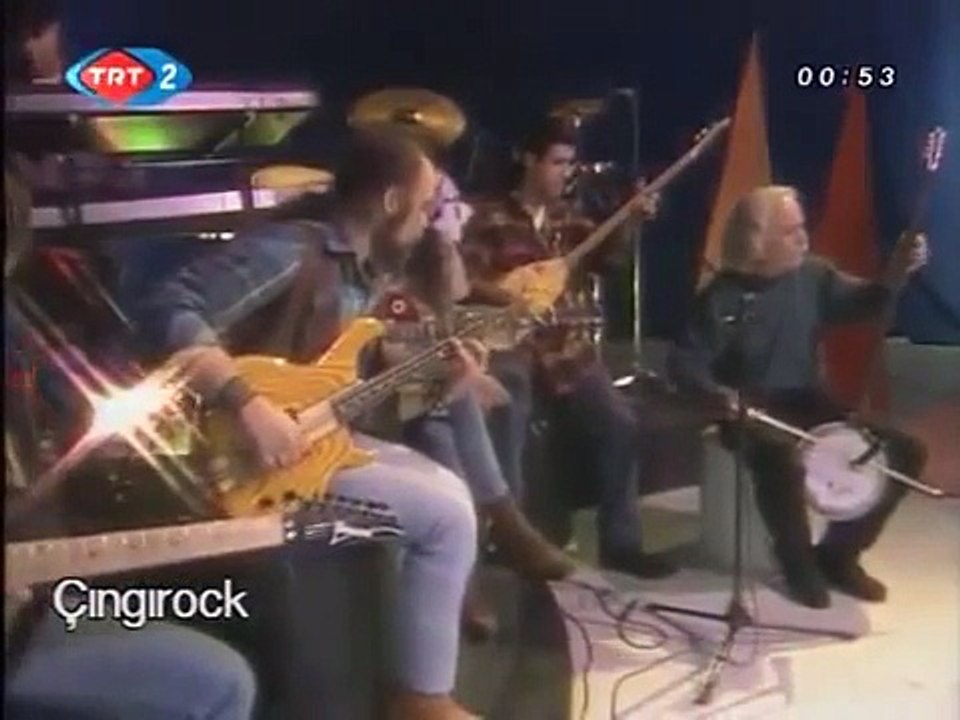 Cem Karaca & Barış Manço & Moğollar & Kurtalan Ekspres Uzun İnce Bir Yoldayım