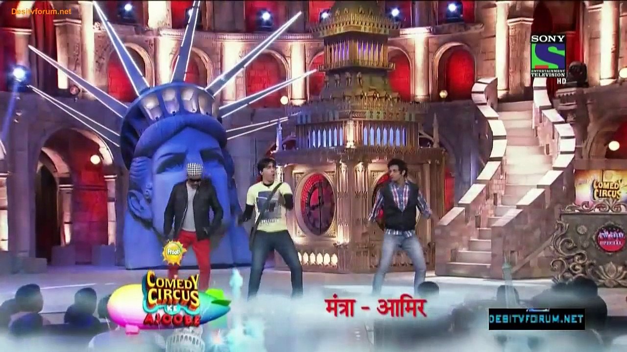 Salman,Shahrukh,Amir,Saif, All Khans together !! funny