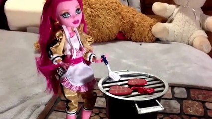 Как сделать для куклы МАНГАЛ ГРИЛЬ. How to make doll BARBECUE GRILL. 怎么让娃娃烤肉架