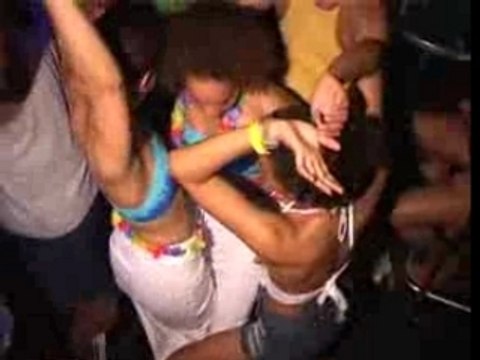 CLIP DANCEHALL CLASH VOL 1 DE HALAN PROD