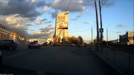 【~衝撃~世界の交通事故　2013】 世界の交通事故集 ドライブレコーダー PART3 car crash