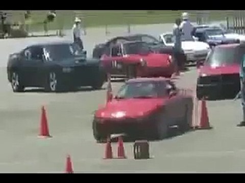 Плохо закрепили колеса!