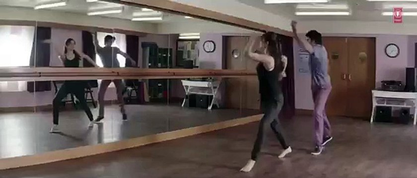 latest bollywood songs 2015 'pehli Baar' Video Song Dil Dhadakne Do Ranveer Singh, Anushka Sharma T-series-5