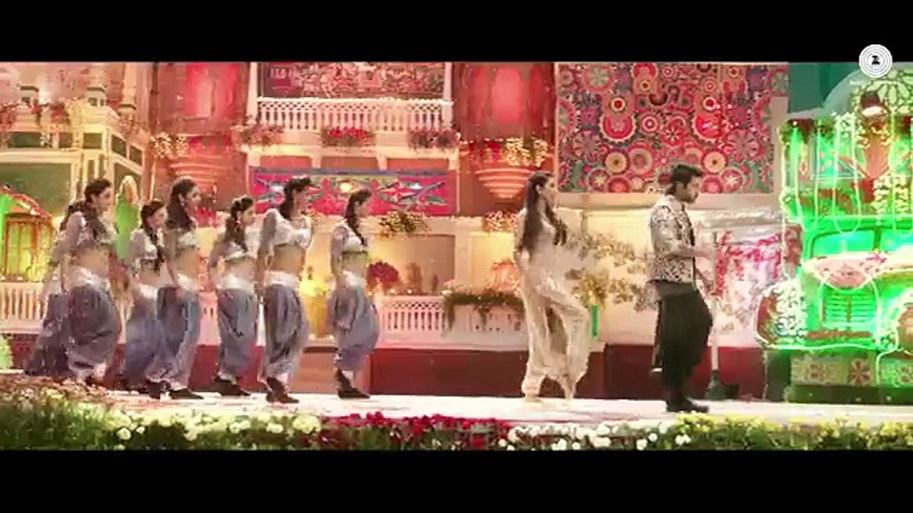 Kung Fu Kumaari - Bruce Lee The Fighter