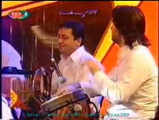 Salında gel meydan güzel görsün:)