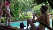 En seksi kamera şakaları 3 - Bikinili kızlar ile Sahilde seksi şaka