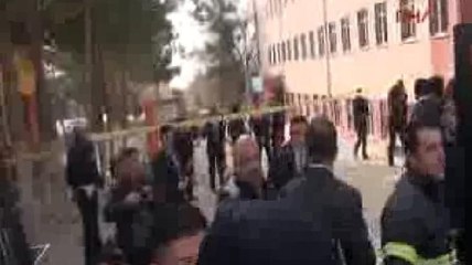 Kilis'te okula bomba düştü... Olay sonrası ilk görüntüler