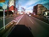 前方で衝突事故が発生→後続車の神回避テクニックが凄すぎワロタｗｗｗ（ドライブレコーダーによるクラッシュ撮影）