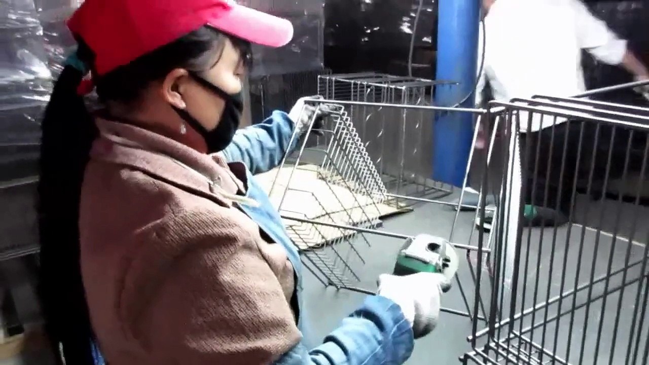 Kitchen Cabinet Hardware & Kitchen Furniture Hardware - China: Kitchen Organizers Wire Racks / Production 5