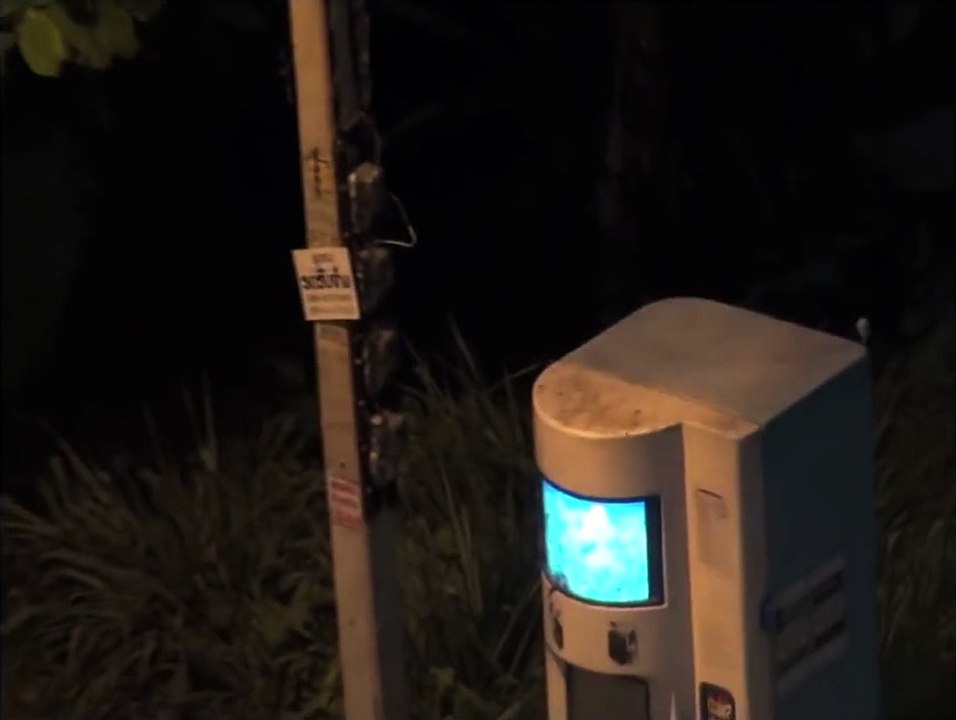 NEW UFO FOOTAGE just before Malaysia flight 370 went missing, Part 1