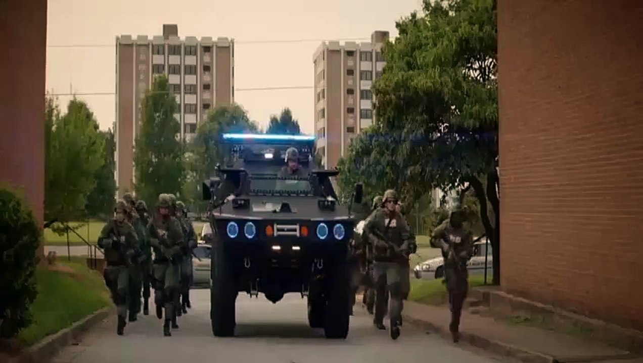 TRIPLE 9 ft. Kate Winslet, Woody Harrelson - Official Trailer [HD] Relasing in This February...!!!