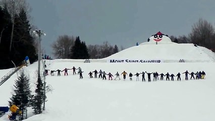 Voltereta dados de la mano