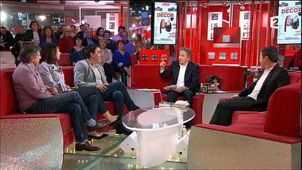 Le double langage de Daniel Auteuil en évoquant Pauline Lefèvre agace le public de "Vivement Dimanche" - Regardez