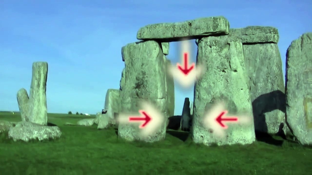 TERROR Ghost caught on tape Stonehenge 100% Proof 2013 THRILLER