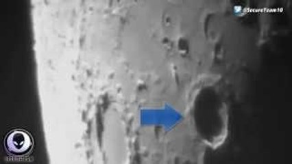 SHARE NOW!! LEAKED GOV VIDEO OF ALIEN SHIP LEAVING MOON & CLOAKING ITSELF 2015