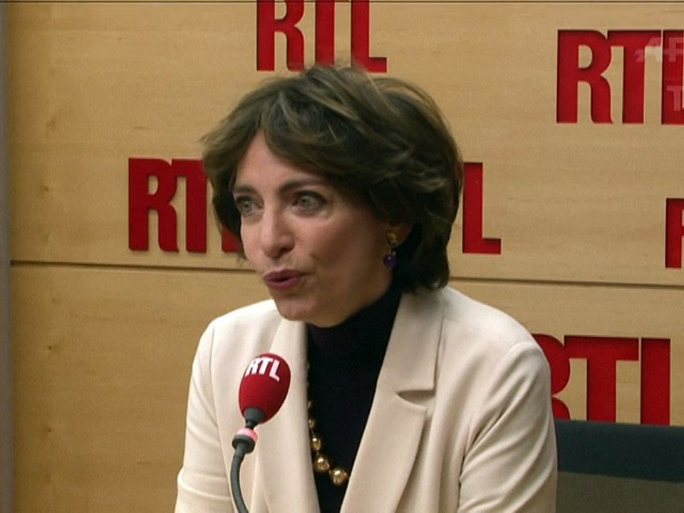 Accident thérapeutique: "Aucune raison" de cesser les essais cliniques, selon Touraine