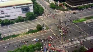 Video Ledakan dan Baku Tembak di Sarinah Jakarta | Kamis 14 Januari 2016