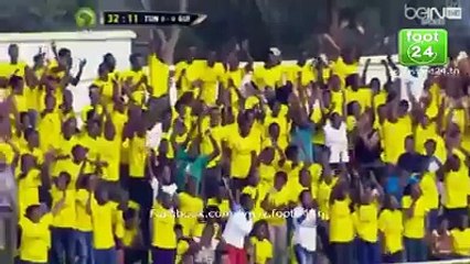 هدف عالمي للعكايشي منذ قليل ميسي وكريستيانو ما مركاوش كيفو