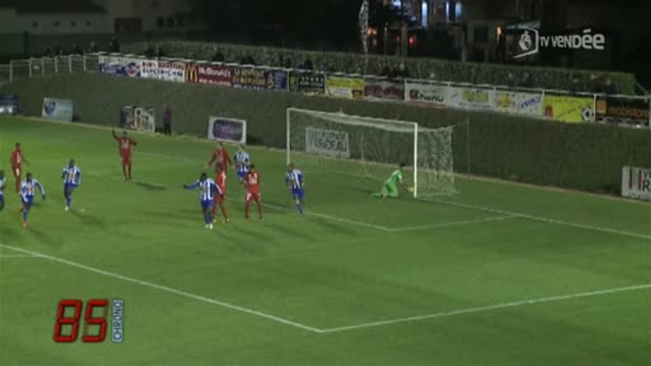 Football. Championnat National : Luçon vs Dunkerque (0-1)