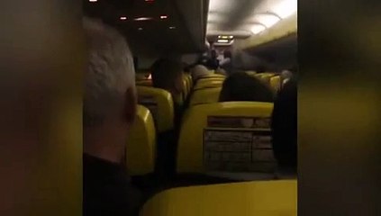 La petite phrase que cette hôtesse de l'air n'aurait pas dû prononcer