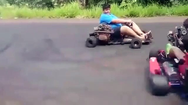Estes amigos construíram um Kart com um motor de um carro Twin Turbo!