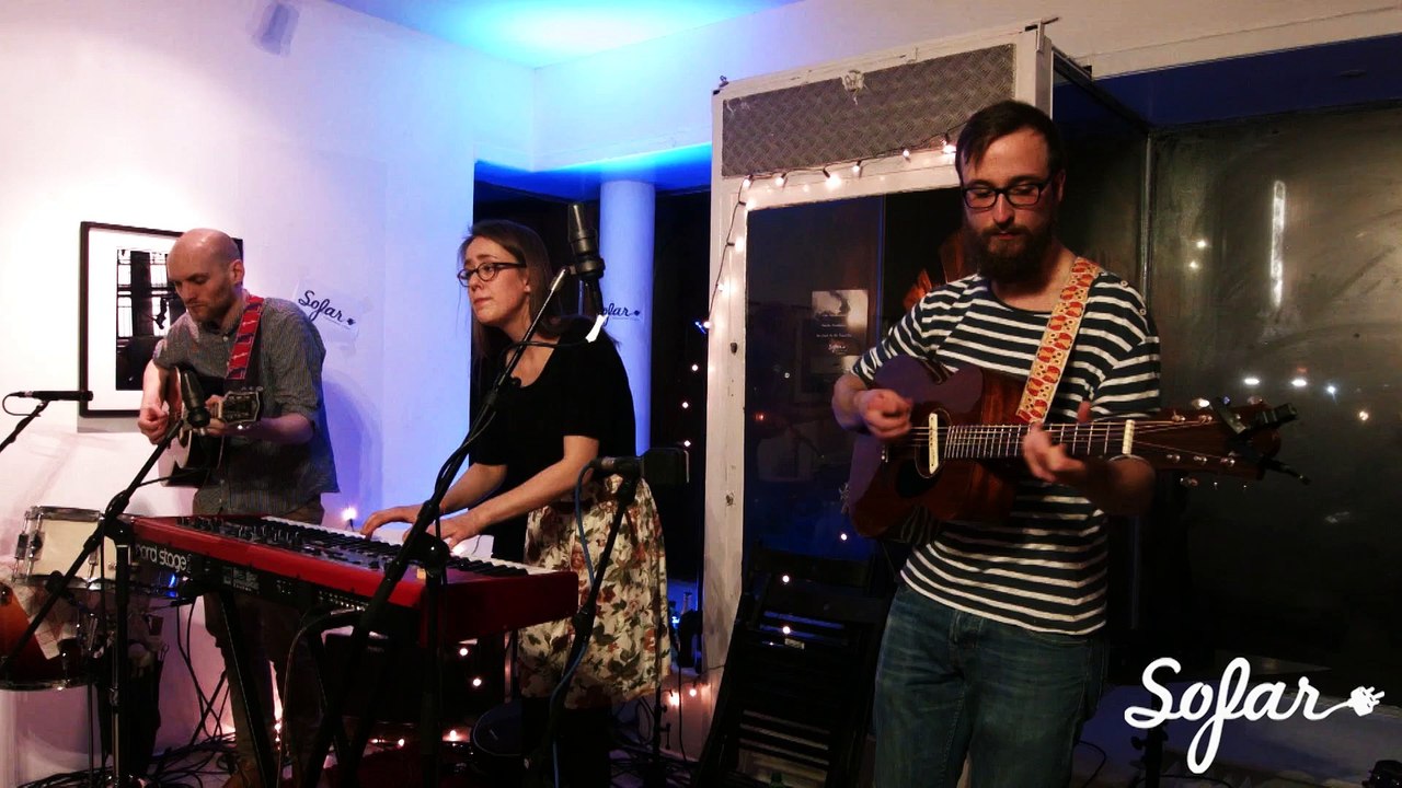 We Used To Be Tourists - I Am The Onion | Sofar Essen