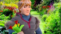 ⒹⒾⓈⓃⒺⓎ ⒻⓇⓄⓏⒺⓃ Barbie Doll ⓈⒺⓇⒾⒺs Queen Elsa, Princess Anna, Prince Hans, and Kristoff vidé