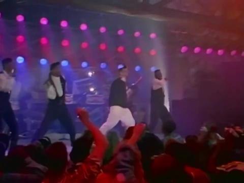 Vanilla Ice Ninja Rap [HD] Go Ninja, Go Ninja GO! - High Quality