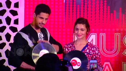 Alia Bhatt & Sidharth Malhotra Special Screening Date