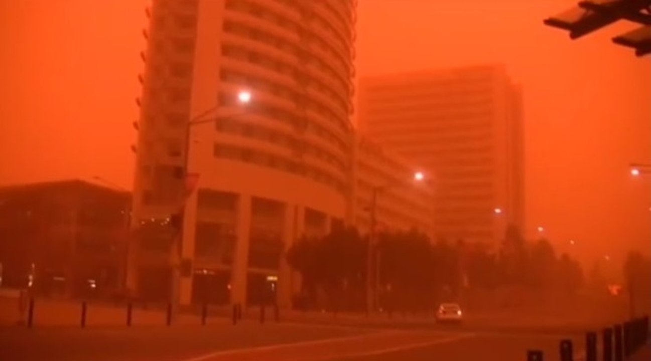Αποκαλυπτική κόκκινη αμμοθύελλα στο Σίδνεϊ