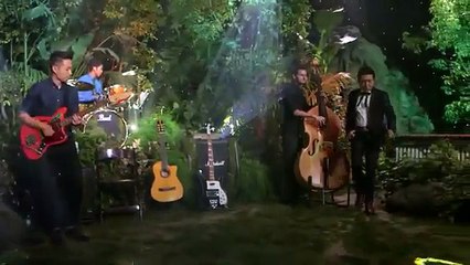 Vó Ngựa Trên Đồi Cỏ Non (Giao Tiên) - Thế Sơn