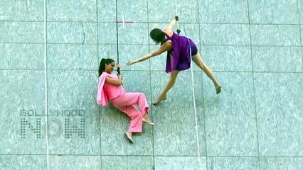 Shraddha Kapoor Performs Deadly Stunt LIVE - WATCH NOW