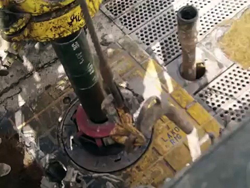 HOW TO BECOME AN OIL RIG WORKER NOW - A DAY IN THE LIFE OF drilling rigs - Career Manuals