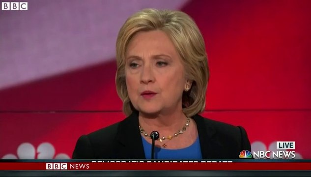 US Democratic debate: Clinton attacks rival over gun controls
