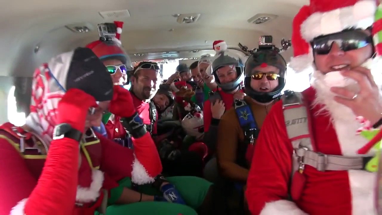 Merry Christmas Skydive