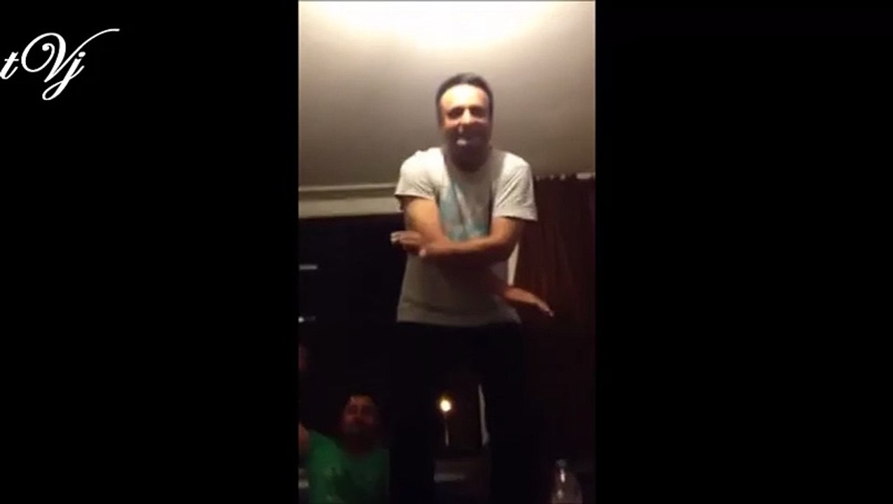 When your drunk friend dancing...