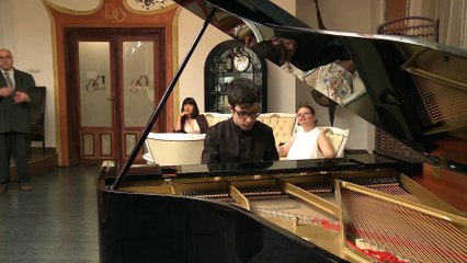 Stefan Virtejaru Robert Schumann Fantasiestücke op.12  (selectiuni)