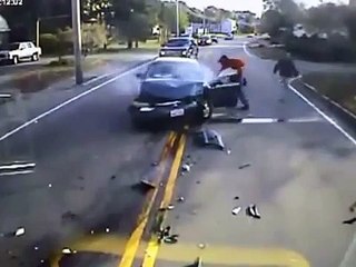 衝撃度MAX!　ドライブレコーダーが見た激突の瞬間　Car Crash