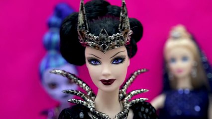 Collector Barbie doll review: Queen of the Dark Forest Gold Label Limited Edition doll vid