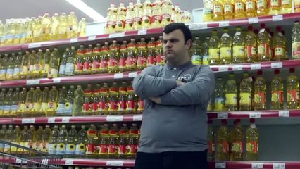 Sen si kom bo rrotat ju kan koqit pak .....