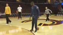 Steve Kerr Sinks Half Court Shot