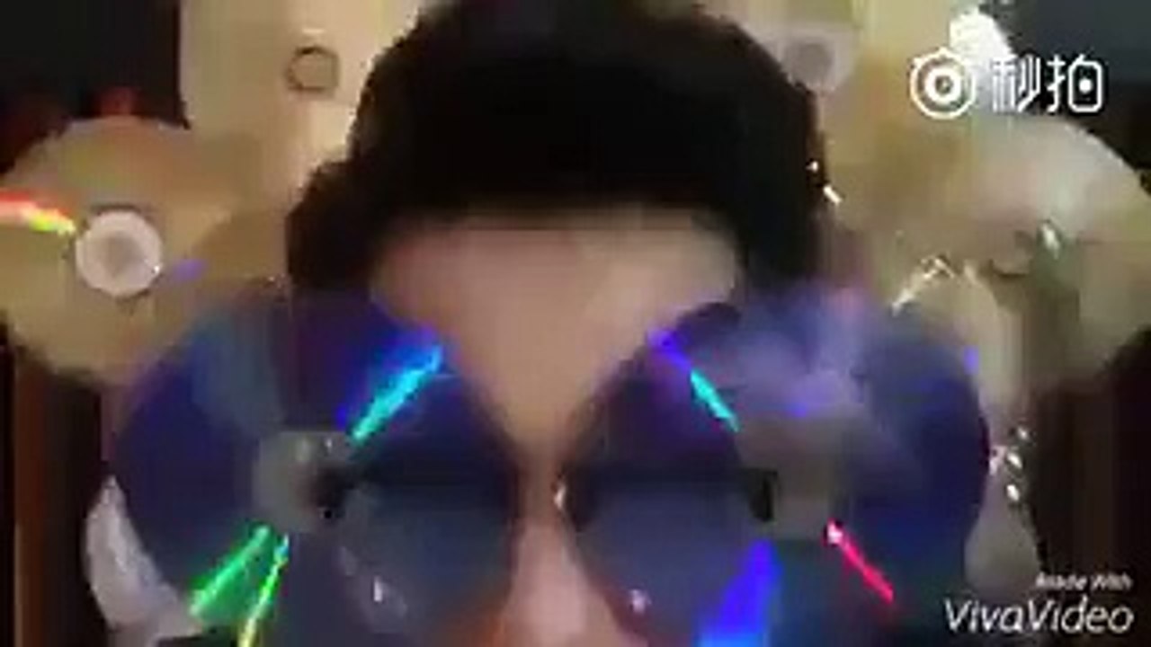 King of CD glasses flip just made his appearance