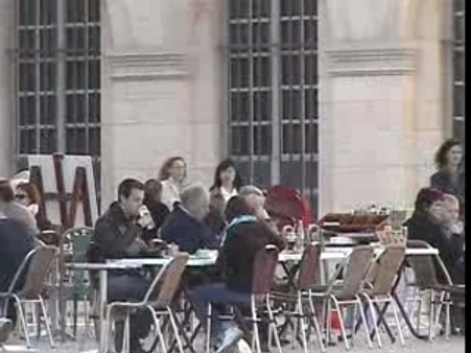 La place du Palais ducal de Dijon.