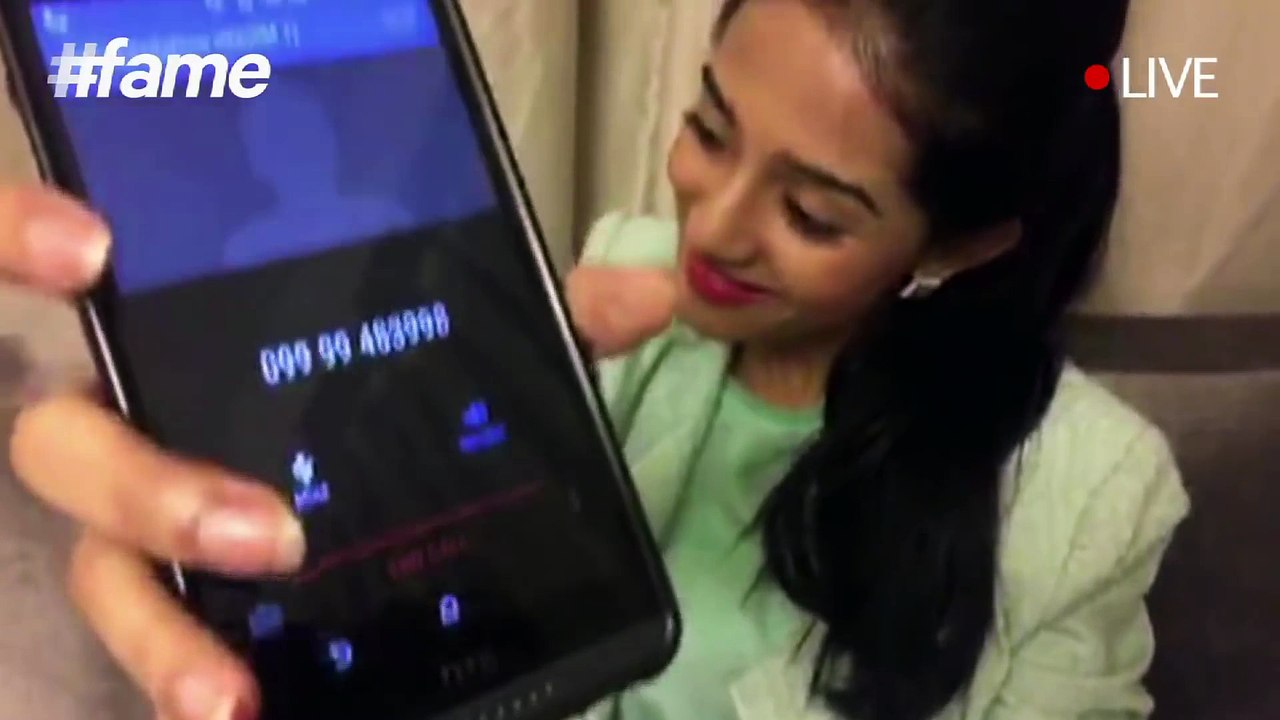 Phone A Fan With Amrita Rao | Celeb Of The Day