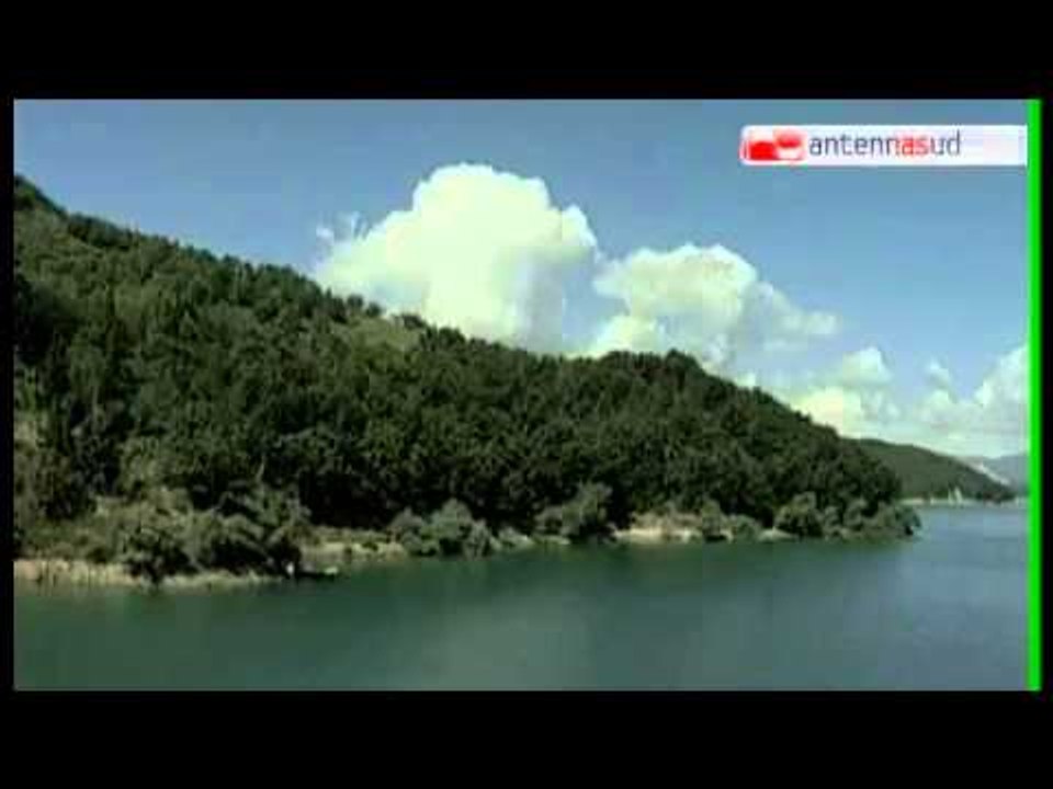 Tg Antenna Sud - Aqp,  Costantino sbatte la porta e se ne va