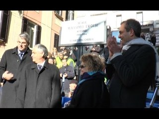 Napoli - Intitolate a Massimo Troisi le scale di "Scusate il ritardo" (18.01.16)