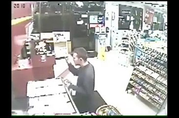 Engelli bir Vatandaşın Suçluyu Al aşağı etmesi helal olsun